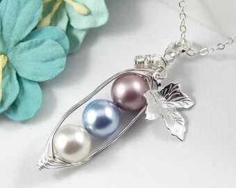 Three Peas in a Pod Necklace, 3 Peas in a Pod Family Pea Pod Necklace, Friendship Pea Pod Necklace,Mothers Pea Pod Necklace