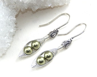 Pea Pod Earrings,Two Peas In A Pod earrings,Pea Pod Jewelry,Silver Pea pod Earrings,Mothers Peapod Earrings