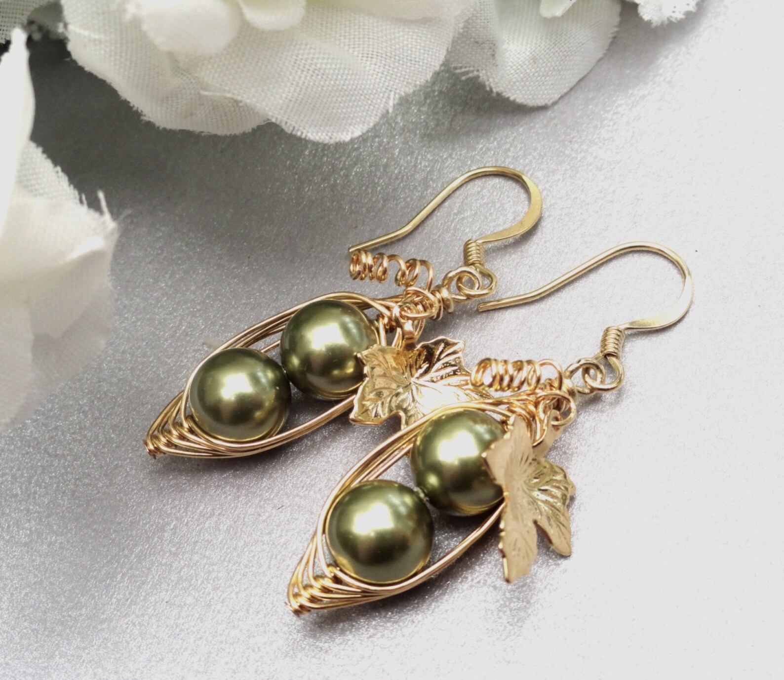 Two Peas In A Pod EarringsPeas in a pod Earringsgold pea pod Etsy