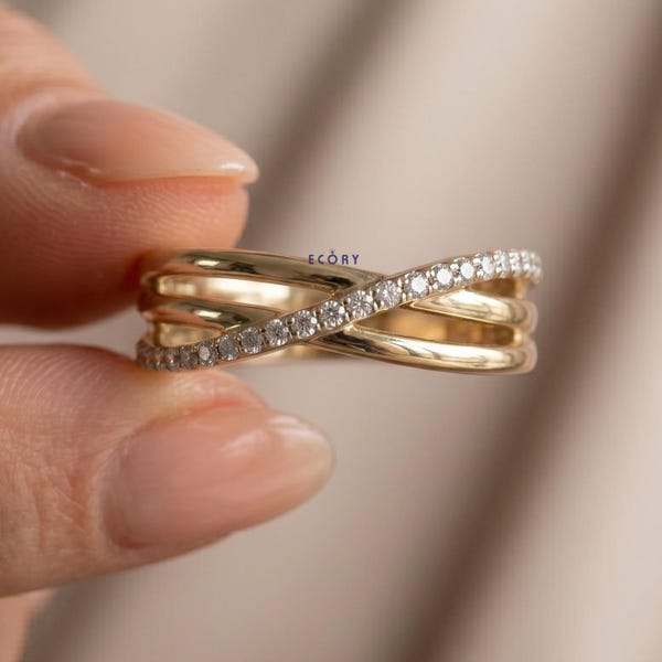 Ehering mit gezüchtetem, rundem Schliff, Halb-Ewigkeitsring, minimalistischer Ring aus 14-karätigem Gelbgold mit gekreuztem Design – das perfekte Geschenk zum Jahrestag!
