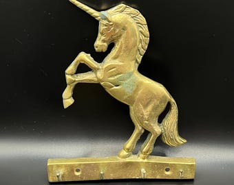 Perchero de pared vintage de latón macizo con forma de unicornio, 4 ganchos para llaves o joyas. Cuento de hadas.