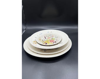 Set di piatti Johnson Brothers Windsor Ware Garden Bouquet con design floreale vintage