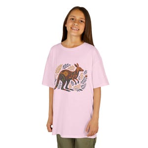 Kangaroo Kids Tee: Aussie Wildlife T-Shirt - Spirit Tracks Design
