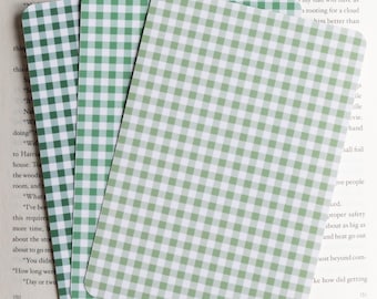 Green Gingham E-Reader Insert: Compatible with Kindle and Kobo, Bookish Accessories