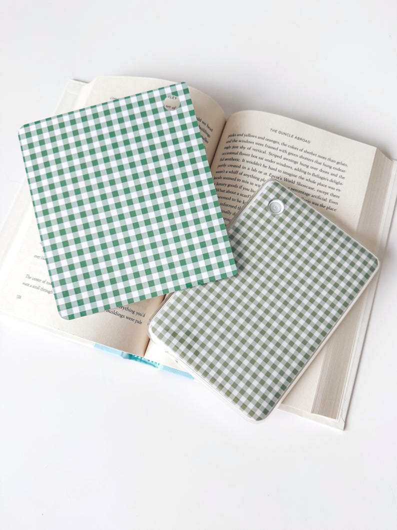 Green Gingham E-Reader Insert: Compatible with Kindle and Kobo, Bookish Accessories image 2