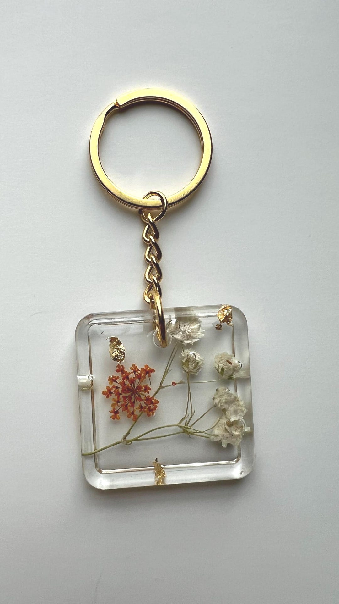 Pressed Powder On Key Chain Pressed Flower Keychain – Handmade Resin Floral Gift - Etsy