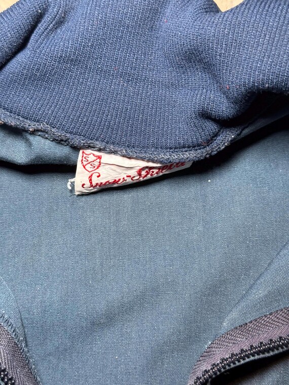 Pullover Color-block Windbreaker w/ kangaroo pouch - image 3