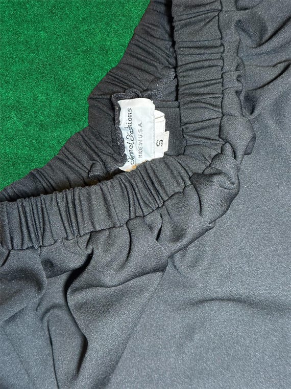 Performance Circle Skirt - image 3