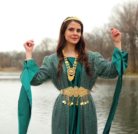 Kurdish Traditional Dress Beaded Green Women's Dress , Traditional Women's Dress. Kurdish Clothes Dresses, Kiras Fistan for Newroz 
