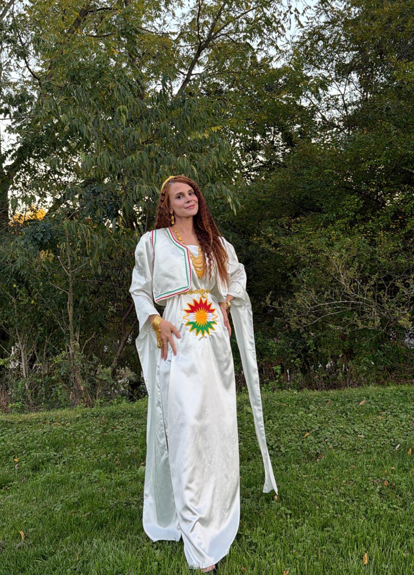 Kurdish Traditional Dress Magnificent White Women's Dress , Traditional ...