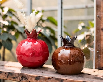 Glossy Pomegranate Porcelain Vase – Modern Ceramic Table Decor for Plants