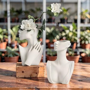 Hand shaped vase - Etsy 日本