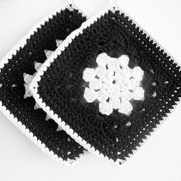 50% Sale - Crochet Potholders - Black Off-White - Set of 2