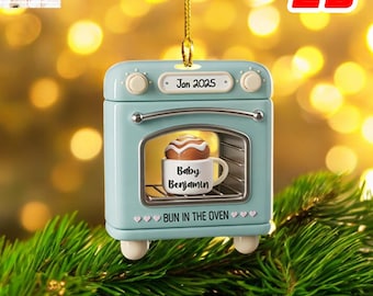 2D Bun in The Oven Ornament, Custom Baby Name & Due Date, Pregnancy Announcement Christmas Ornament, Expecting Parents Gift