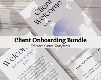 Pode incluir: Vários documentos em papel branco com texto, incluindo "Client Welcome Bundle" e "Client Onboarding Bundle Editable Canva Templates". Os papéis estão dispostos sobre uma superfície clara com grão de madeira.