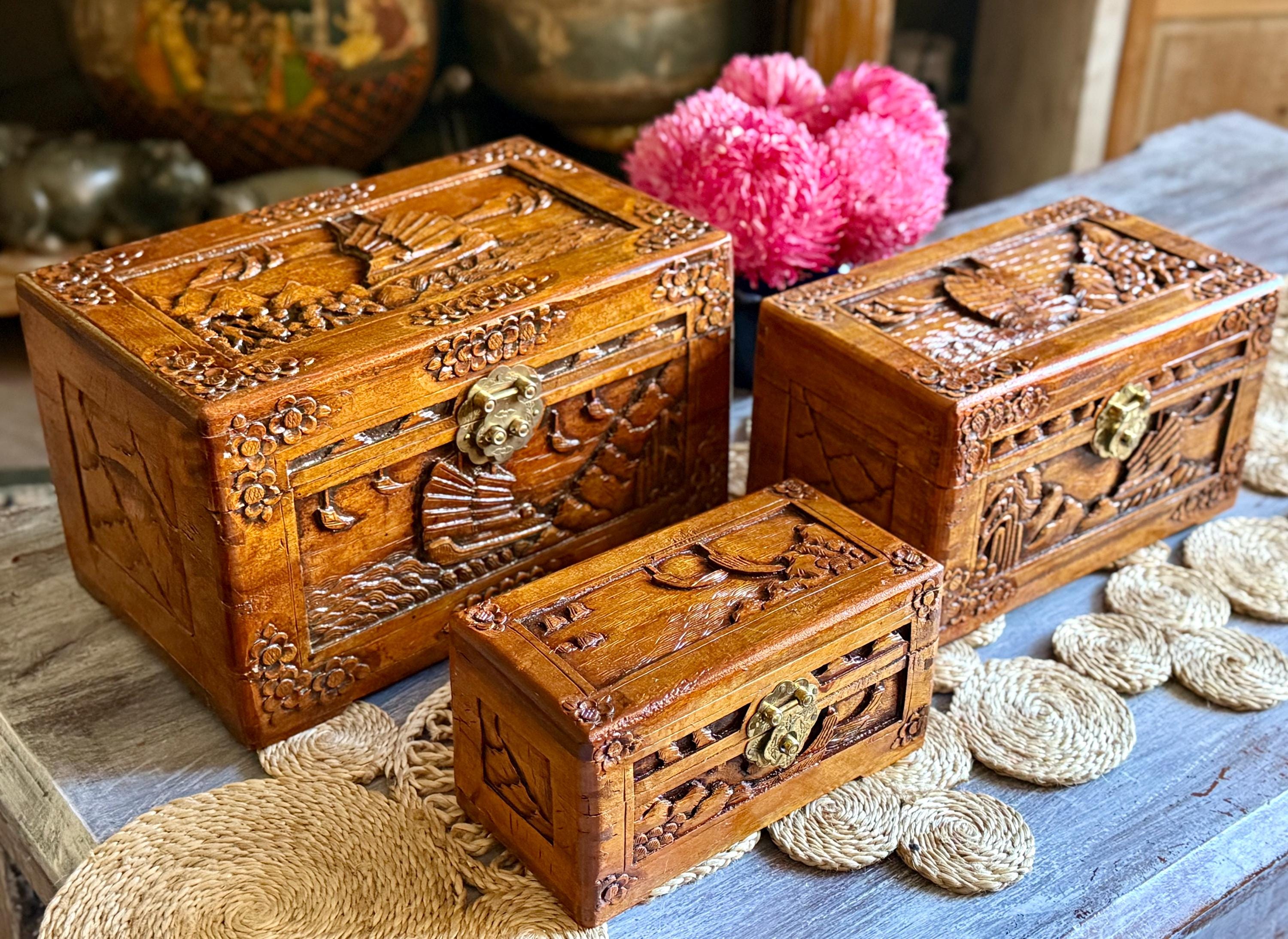 Folk carved relief - Etsy 日本