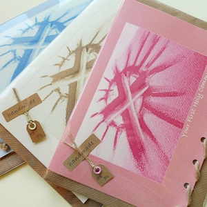 Personnalisé la première carte de Communion (bleu, rose ou crème) - à la main en Irlande