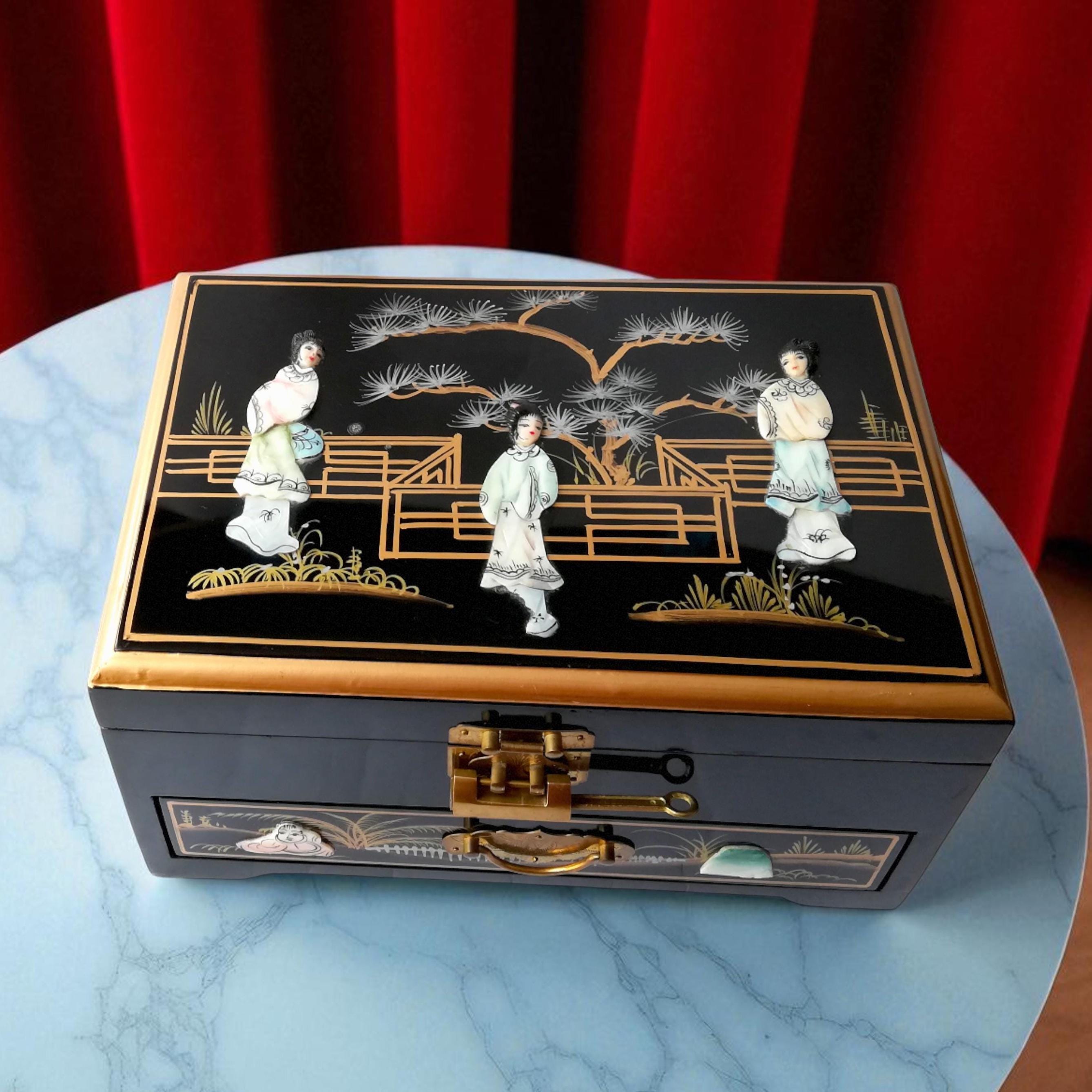 Vintage Chinoiserie Jewelry Box: Black Lacquer, Mother of Pearl
