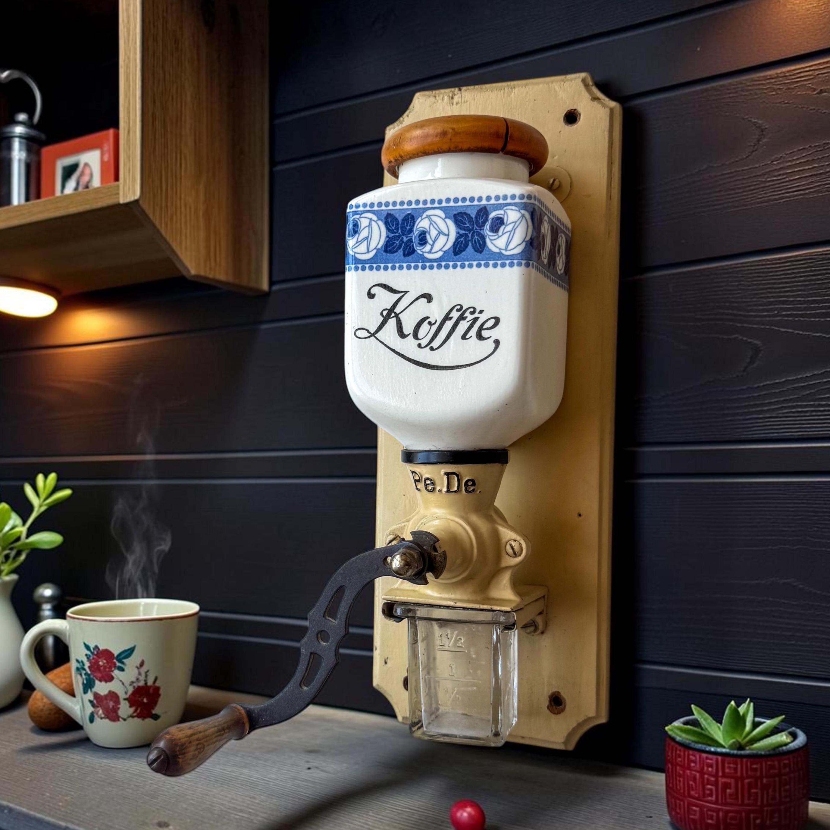 PeDe 壁掛 コーヒーミル オランダ製 1950's アンティーク グラインダ Vintage PeDe Coffee Grinder, 1950s Dutch Wall Mounted Coffee Mill