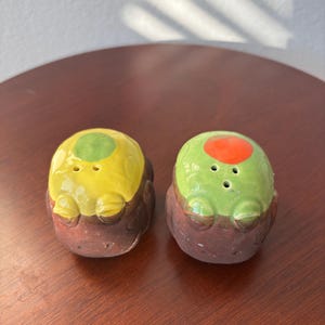 Vintage Seymour Mann Ceramic Frog Toad Salt and Pepper Shakers Set, Japan