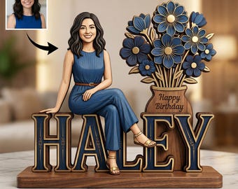 Letrero de madera floral personalizado para cumpleaños con retrato fotográfico personalizado, decoración única para el escritorio de una mujer, regalo personalizado para su oficina en casa.