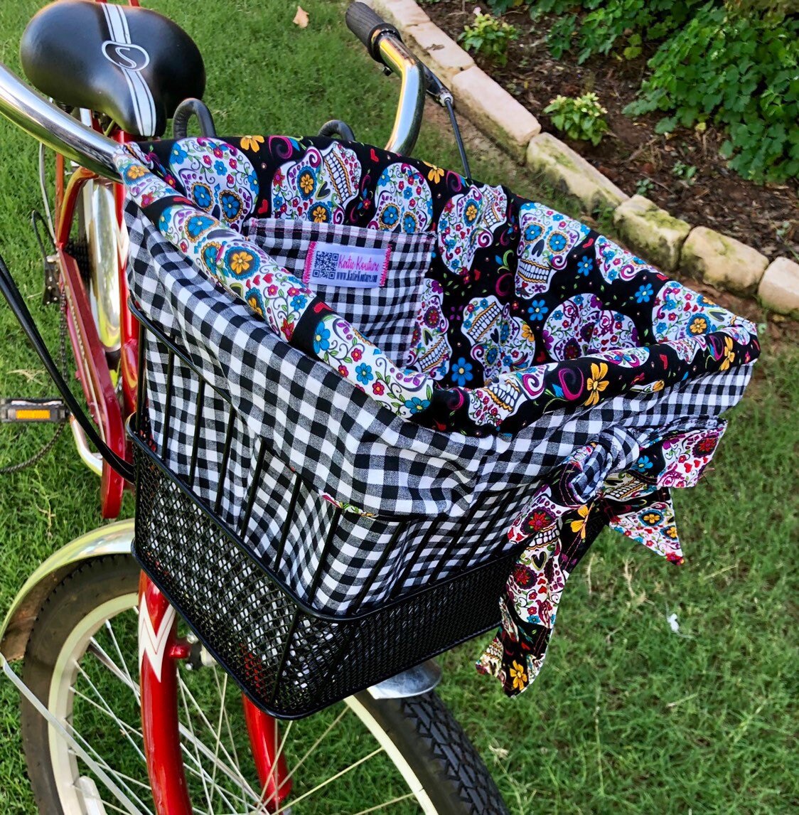 Calavera Sugar Skulls, Day of Dead, With Black Checks, Gingham Bike Basket  Liner Made to Order 