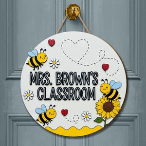 Personalized Classroom Door Sign – Cute Bee Teacher Name Plaque – Back to School Classroom Decor – Teacher Gift