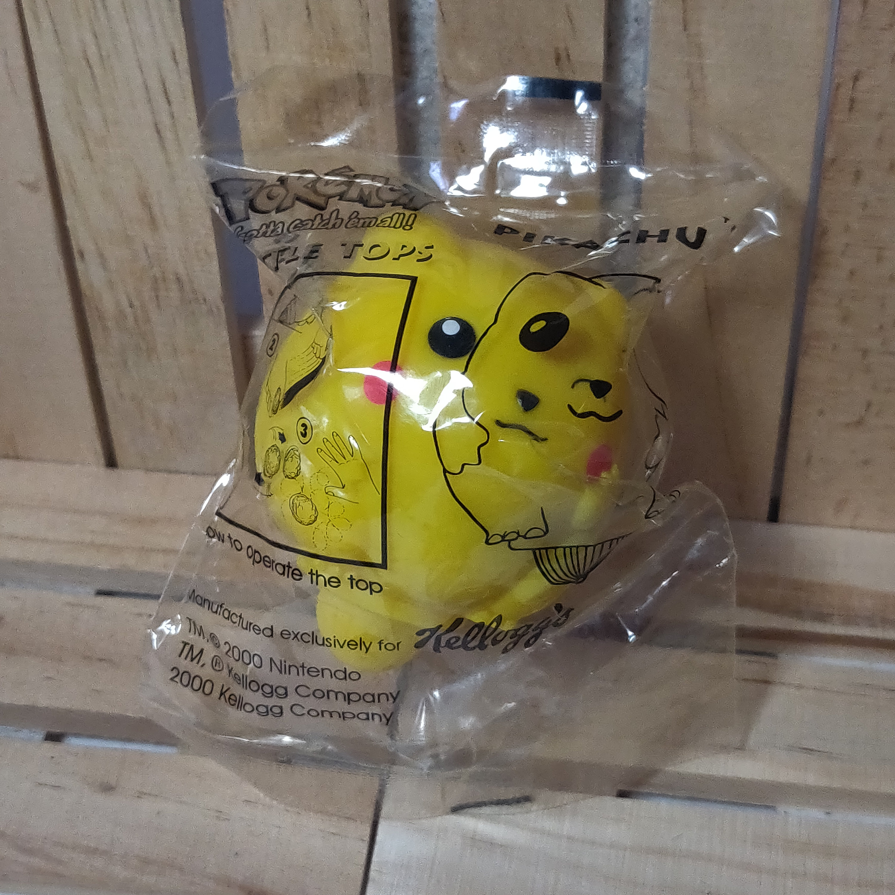 Pokemon Pikachu Kellogg's Spinning Top Cereal Premium Plastic Toy Sealed