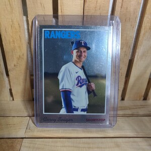 Corey Seager 2024 Topps Chrome Base Set Lids Exclusivo Vintage Imagem Variação Cartão De Beisebol Texas Rangers Jogador Estrela