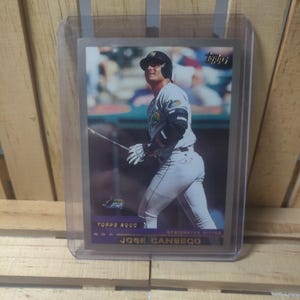 Jose Canseco 2000 Topps Series 1 base set Baseball Card Tampa Bay Rays Star Player