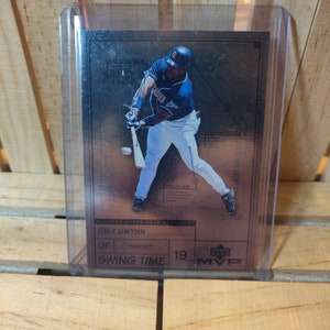 Tony Gwynn 1999 Upper Deck MVP Swingtime Sub Set Baseball Card San Diego Padres Star Player