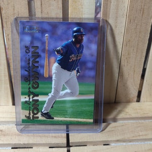 Tony Gwynn 1999 Fleer Tradition Base Set Baseball Card San Diego Padres Star Player