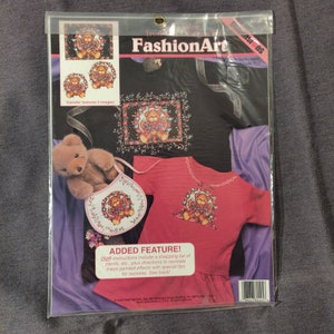Dimensions Fashion Art Teddy Bears No Sew Applique Kit NOS