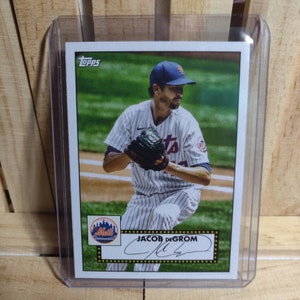 Francisco Lindor 2021 Topps Series 1 T52 Sub set Chrome Parallel Baseball Card New York Mets Star Player Cleveland Uniform