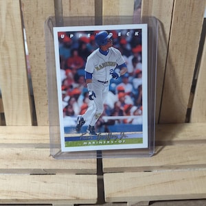 Ken Griffey Jr 1993 Upper Deck Baseball Card Seattle Mariners Star Player
