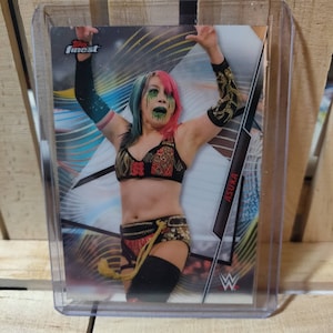 Asuka WWE 2020 Topps Finest Base Set Wrestling Card