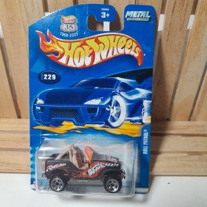 1999 Mattel Hot Wheels Toy Story 2 Chase N Crash Racing Set - New