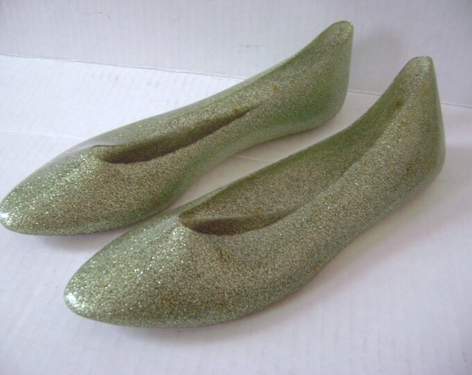 Vintage 1960s Original Jelly Shoes Size 55 1/2 Green With Gold Glitter Plastic Flats Etsy