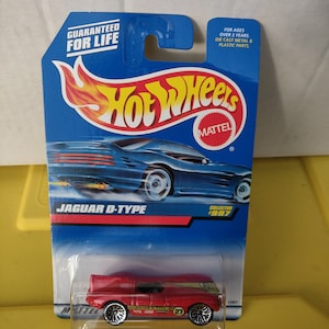 Jaguar D Type  Hot Wheels Car Toy Sealed Package