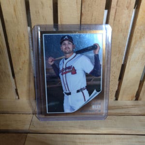Austin Riley 2024 Topps Chrome Base Set Couvercles Carte de baseball exclusive vintage Variation d'image Atlanta Braves Star Player