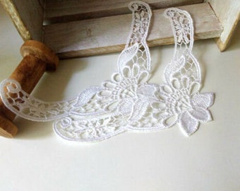 Vintage Lace Appliques 8 White Fabric Flower 1993 Cutter's Lot Scrapbooking