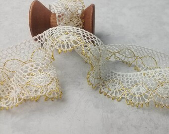 Vintage Lace Ribbon, 1 inch by 3.5 + yards , c1995