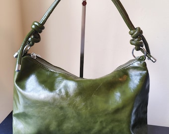 Borsa a tracolla verde scuro kaki con tracolla regolabile