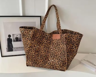 Leopard pattern tote bag