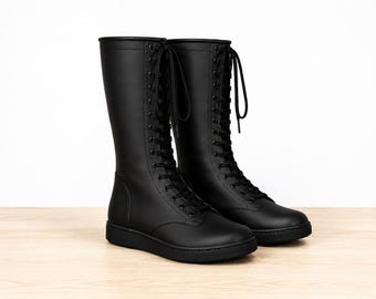 Handmade Black Leather Wrestling Boots, Men’s High Top Lace Up Combat Shoes, Pro Wrestling Boxing Training Footwear, Custom Sports Boots