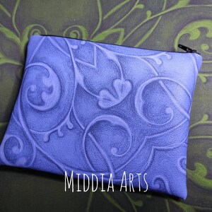Pochette en Cuir Synthétique Fermeture à Glissière Ornement Bleue