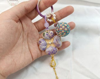 Handmade Song Brocade Floral Bag Charm, Elegant Silk Flower Car Mirror Pendant, Woven Textile Keychain Ornament, Gift for Her