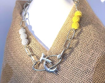 Knitting & Relievo Necklace