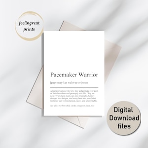 Puede incluir: Una impresión blanca con las palabras "Pacemaker Warrior" y su definición. La impresión está sobre un fondo blanco con un sobre beige detrás. La impresión también tiene las palabras "Digital Download files".