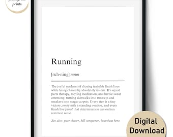 Pode incluir: Uma impressão emoldurada com uma borda preta. A impressão apresenta a definição de "Running" em texto preto sobre um fundo branco. O texto inclui a palavra "Running", sua pronúncia e uma descrição detalhada. Um logotipo circular no canto superior esquerdo diz "feelingreat prints".